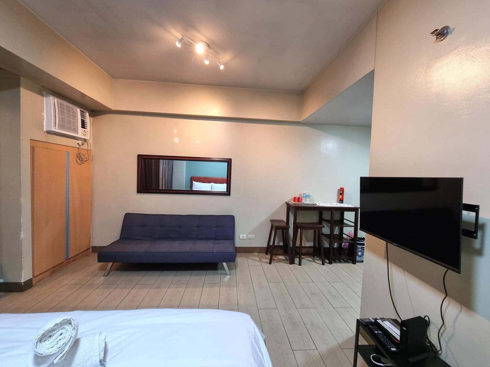 Palm Tree Condos Near Mnl Airport Terminal 3 By Elr Manila Luaran gambar