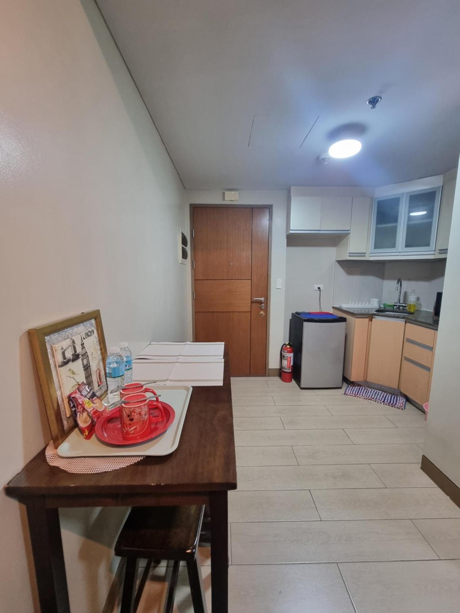Palm Tree Condos Near Mnl Airport Terminal 3 By Elr Manila Luaran gambar